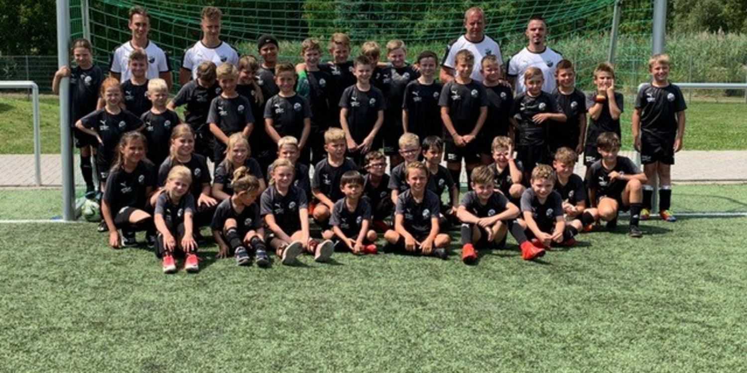 Svs Fussballschule Zu Gast In Morsch Sv Sandhausen Svs Fussballschule Zu Gast In Morsch Sv Sandhausen